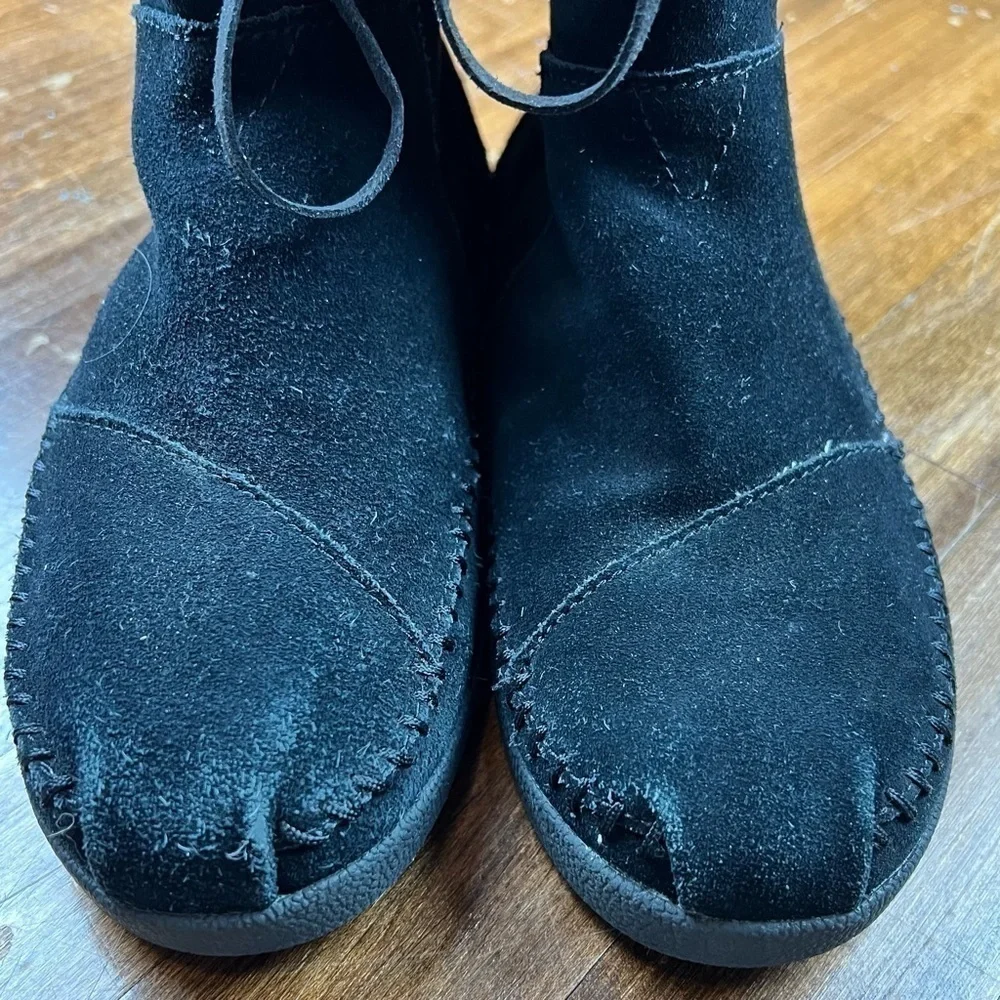 Toms Nepal Women’s Black Suede Faux Fur Aztec Moccasin Size 8 Apres Ski Gorpcore